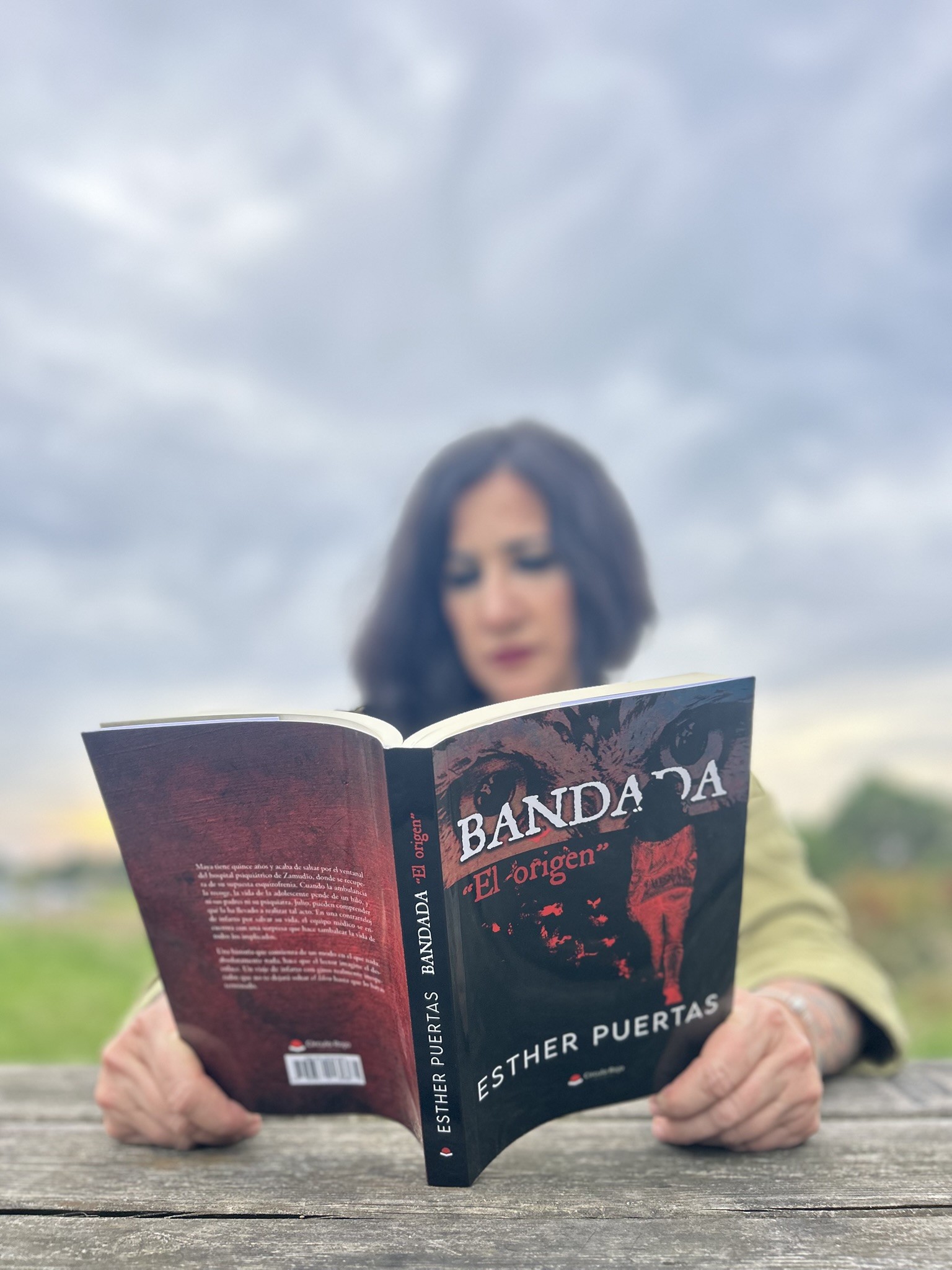 Esther Puertas – Bandada: «El origen