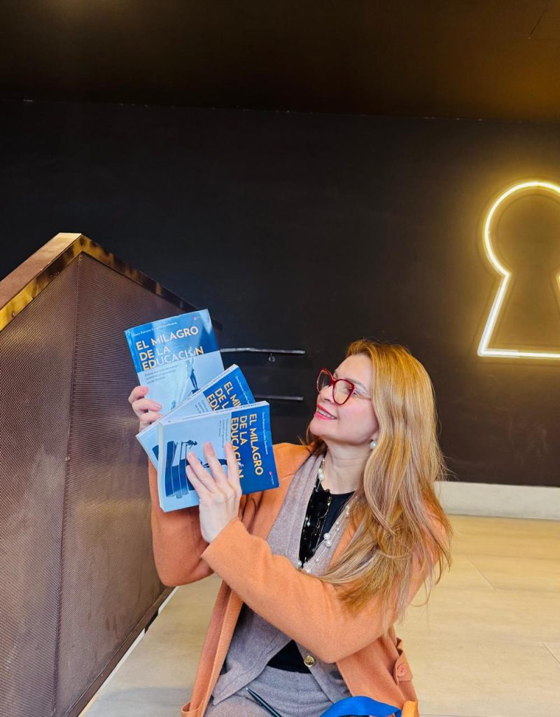 Doris Patricia Cevallos Zambrano - El milagro de la educación